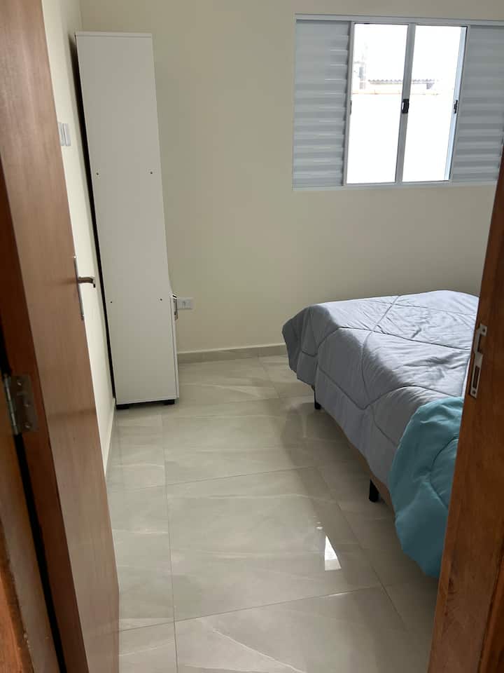 Dhomë gjumi 2