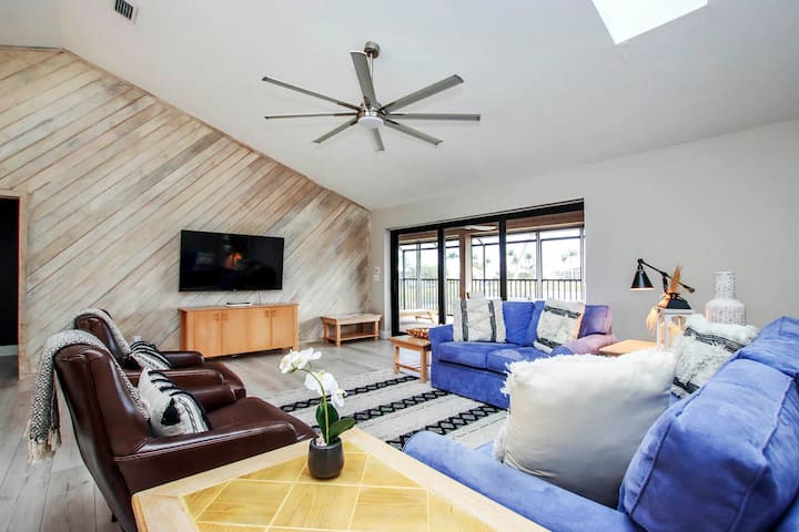Fun Family Home On Sanibel - Sanibel, FL
