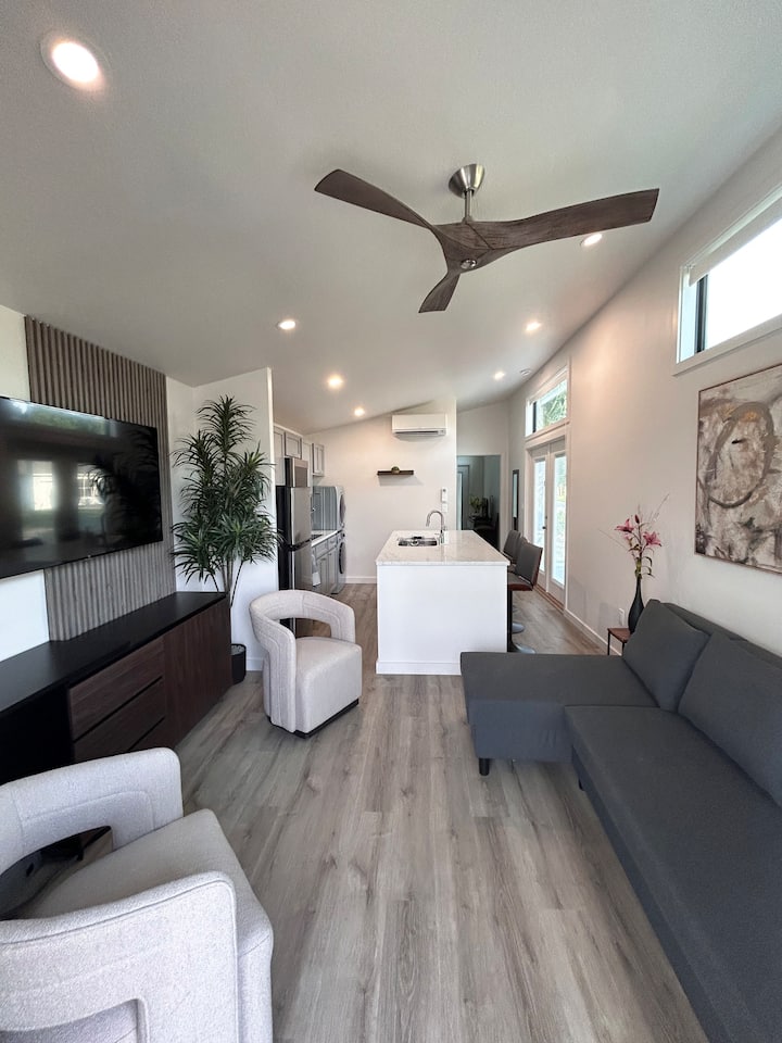 Modern Tiny Home In Oviedo Florida - Oviedo, FL