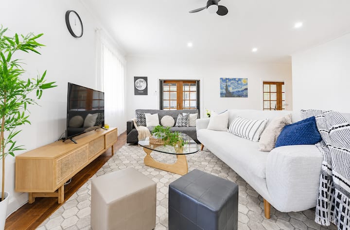 Spacious 5br Home | Southport Cbd| Family-friendly - 黃金海岸