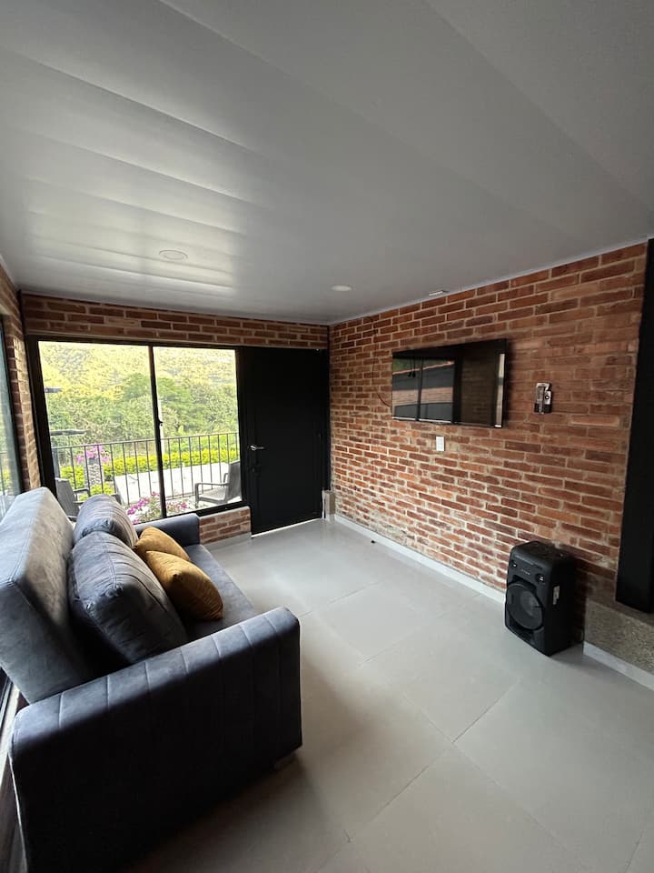 Cabaña Rodeada De Naturaleza -Villa Antolinez - La Mesa