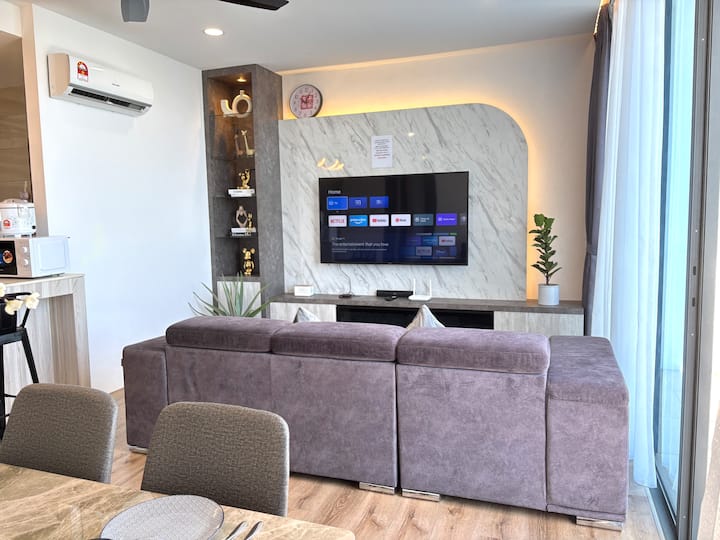 Hannsluxury8paxpool&2kingbed&washer@comfortstay7 - Sibu