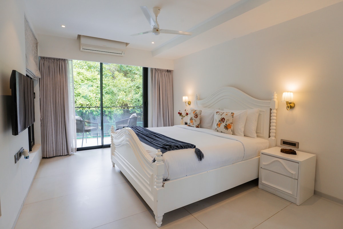 سانتو سوفرانو - ليندسي مانور · إل إم سانتو سوفرانو | حمام سباحة ساخن | 4 غرف نوم | 1 كم من الشاطئ