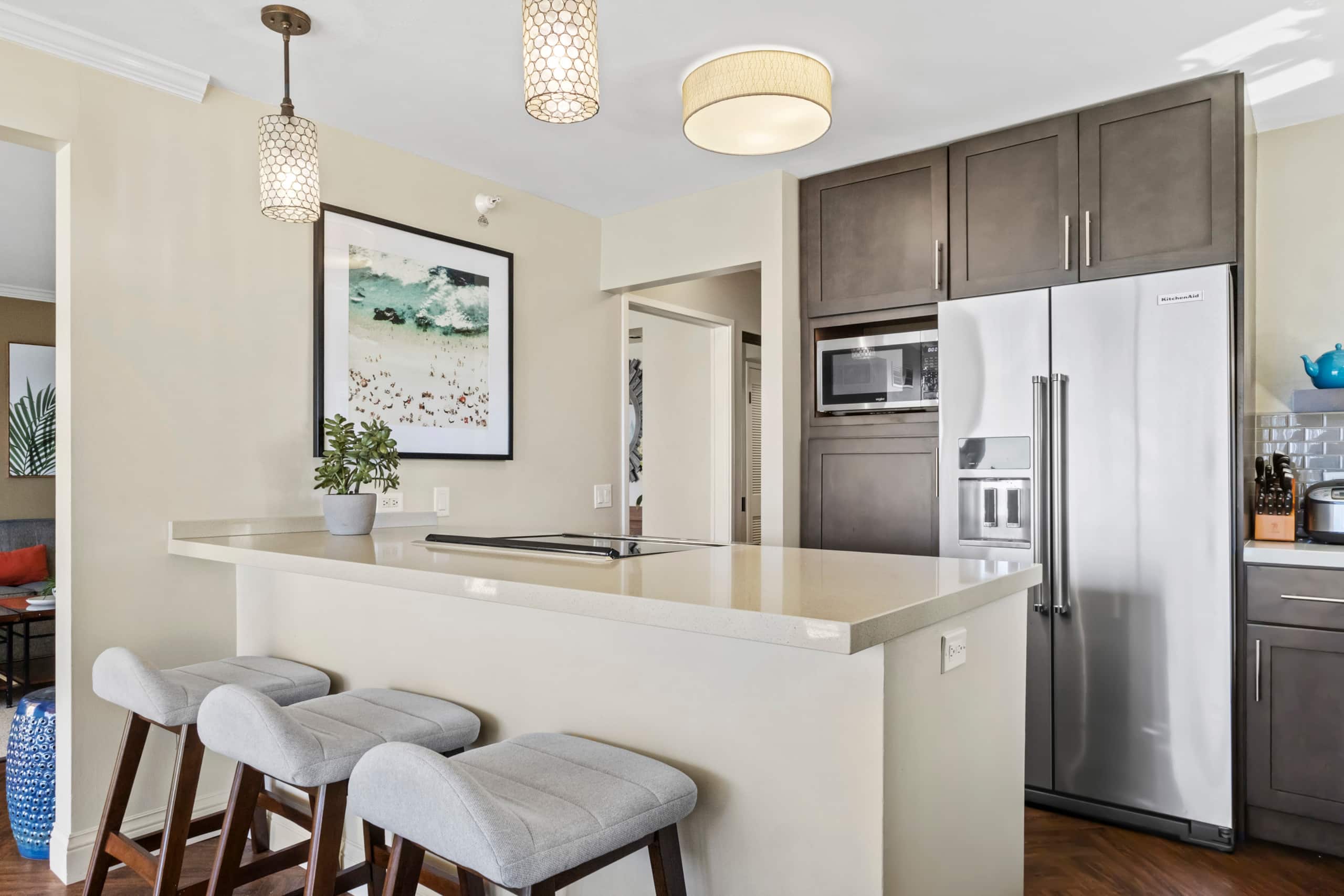 Condo in Honolulu · ★5.0 · 2 bedrooms · 5 beds · 2 private baths - Image 10