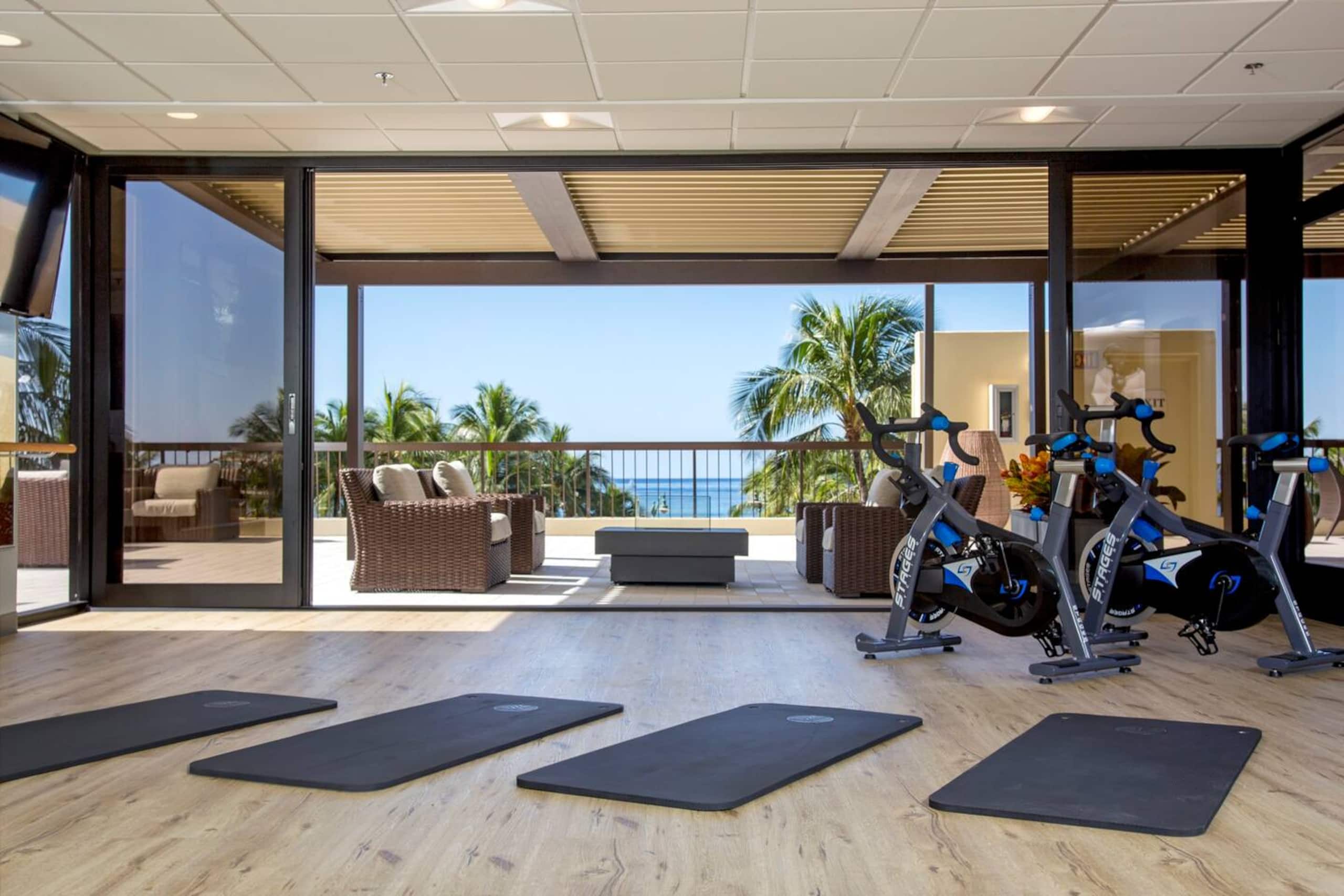 Condo in Honolulu · ★5.0 · 2 bedrooms · 5 beds · 2 private baths - Image 44