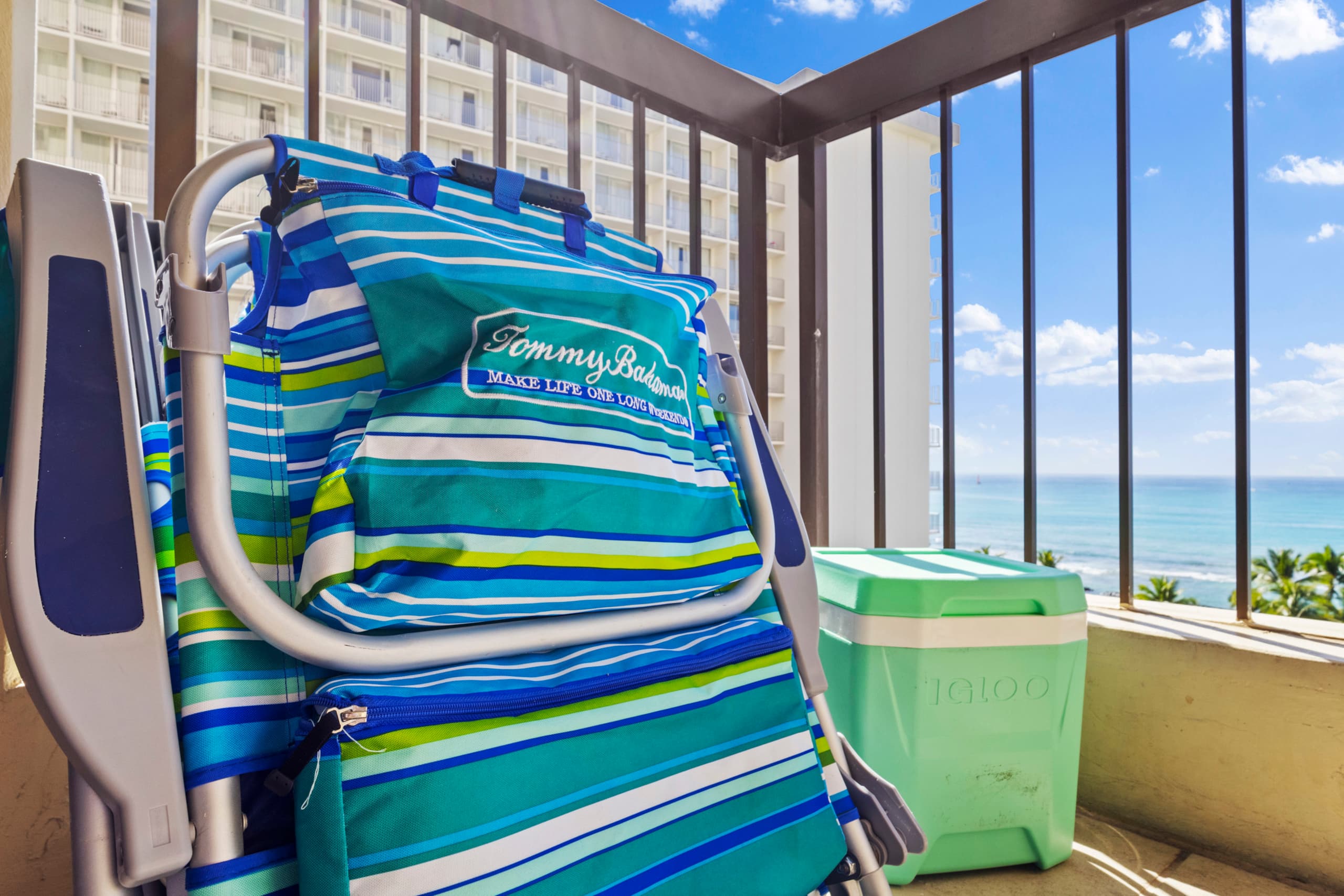 Condo in Honolulu · ★5.0 · 2 bedrooms · 5 beds · 2 private baths - Image 26