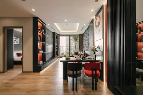 Premium Lakeview 2BR | Sauna | Mid-Stay Ready