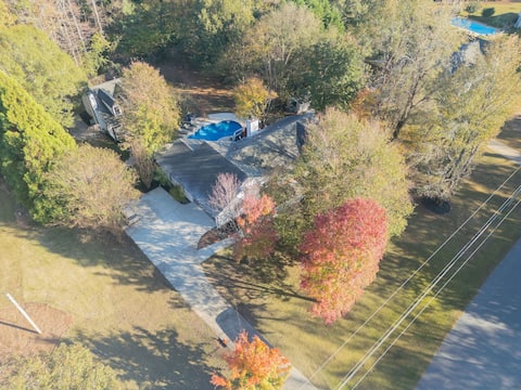 Private 2-Home Estate | Heated Pool | Sleeps 10