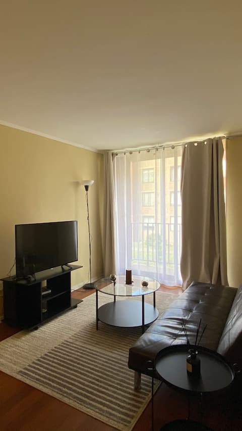 Top Airbnb: Apartment for 3 people with parking. in Los Ángeles