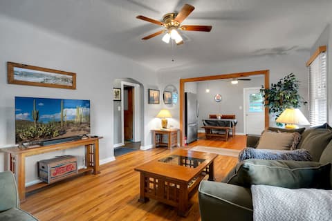 Popular Airbnb listing: Clifton Treasure in White Mountains Rural