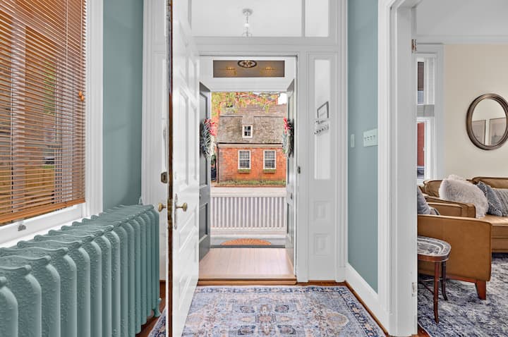 Historic Downtown Luxury • Usna • Waterfront - Annapolis, MD