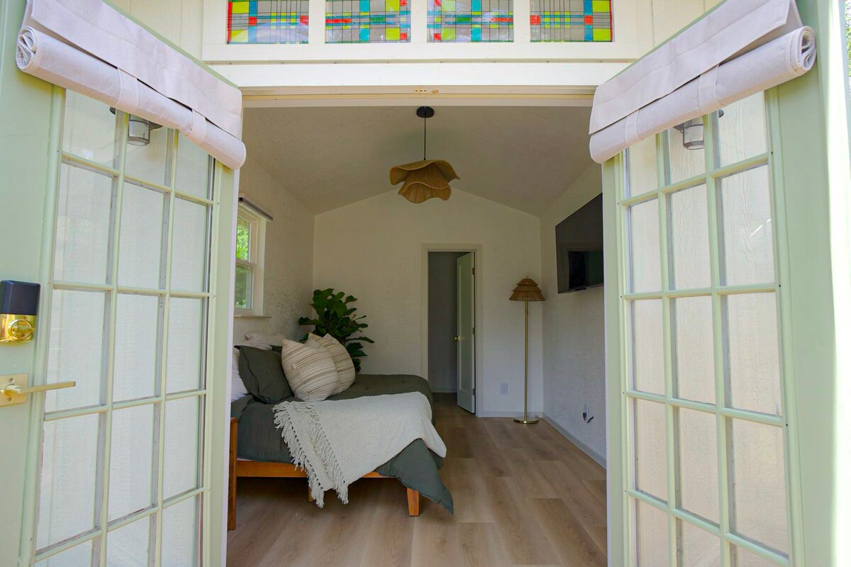 NEW Private Casita: East + DT