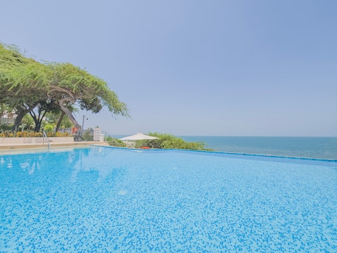 Exclusive beach house for families