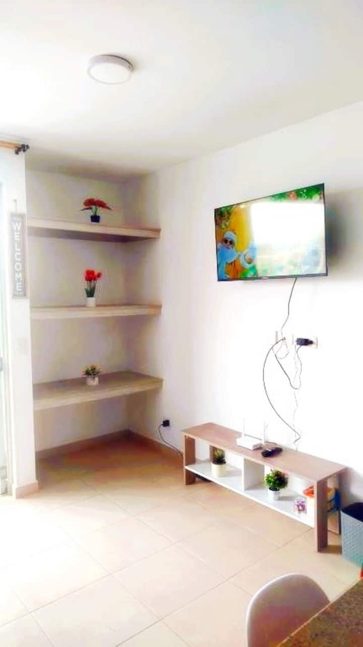 Apto Aire Acondicionado - 2 Hab - Wifi Y Piscina - Girardot