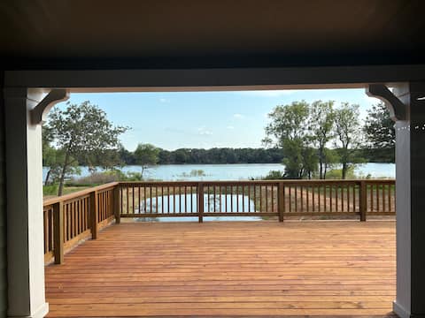 Lake Leon Retreat