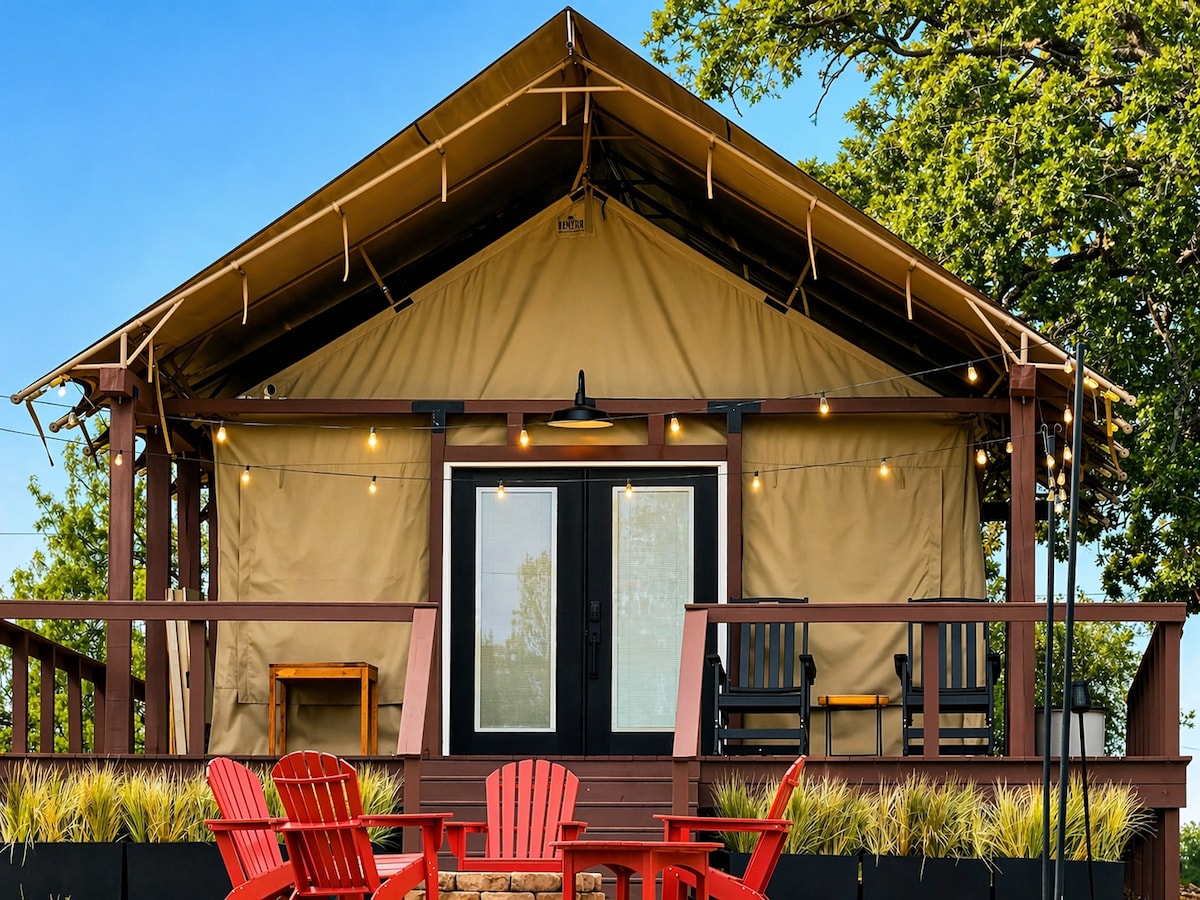 McClenton Hideout - Tents for Rent in Bastrop, Texas, United