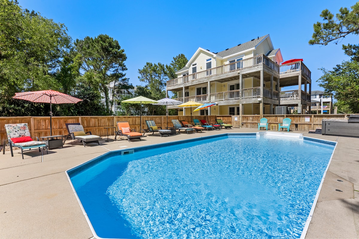 Dreamy 7BR | Private Pool | Hot Tub | Fireplace