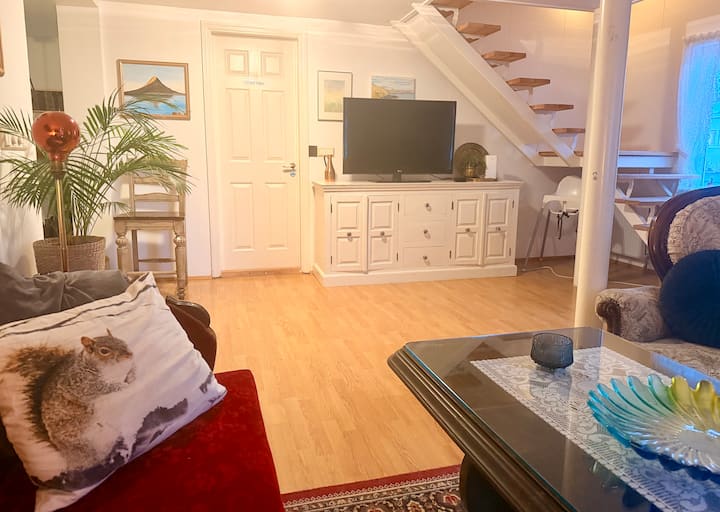 Nýlenda - Charming Heritage Cottage By The Sea - Greenland
