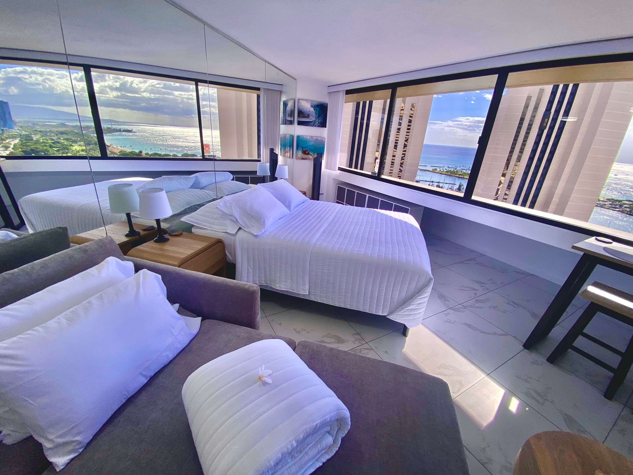 Condo in Honolulu · ★4.69 · 1 bedroom · 2 beds · 1 private bath - Image 18