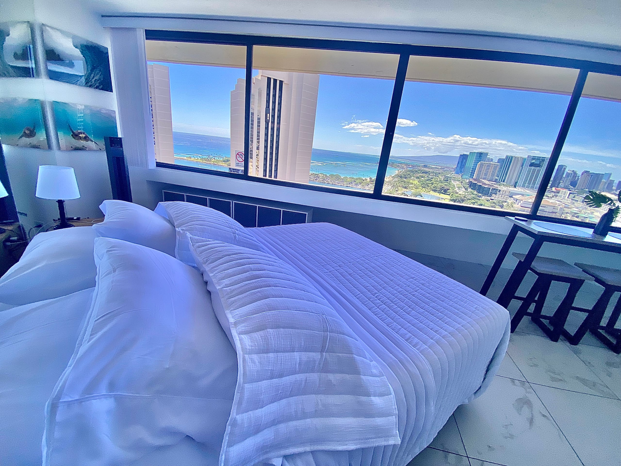 Condo in Honolulu · ★4.69 · 1 bedroom · 2 beds · 1 private bath - Image 31