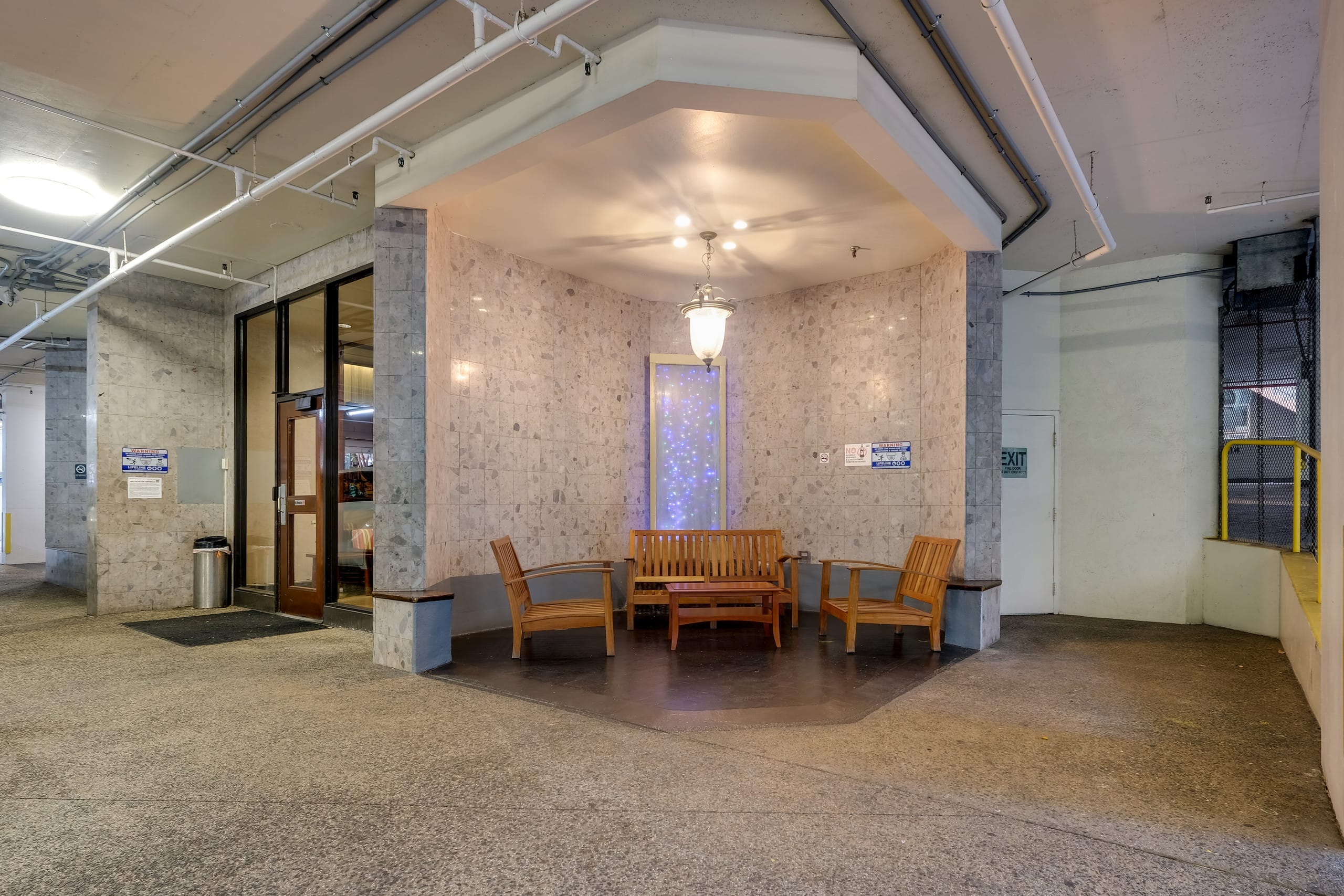 Condo in Honolulu · ★4.69 · 1 bedroom · 2 beds · 1 private bath - Image 48