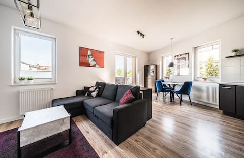 Popular Airbnb listing: Apartment Belvedere Ławica Airport in Ławica