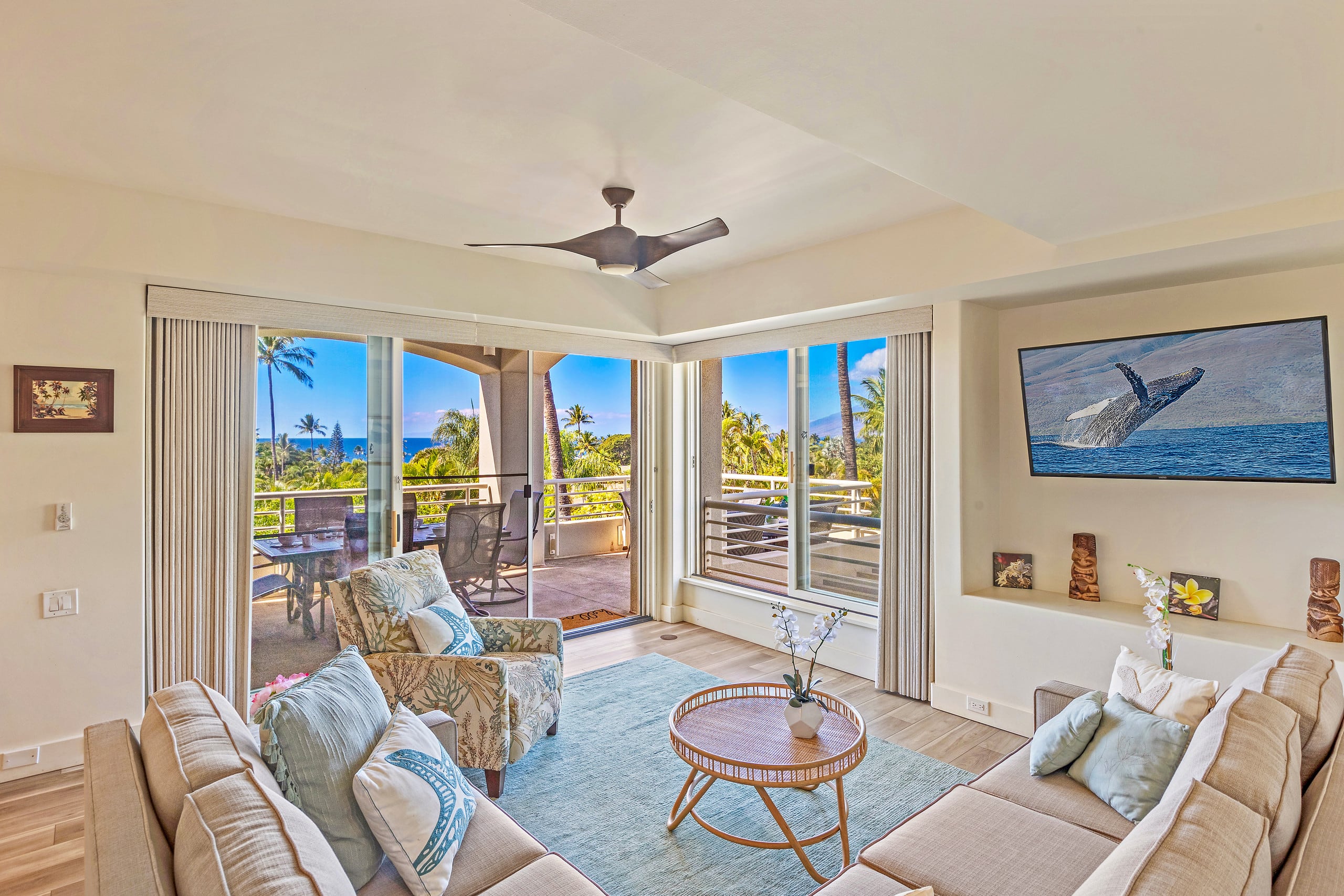 Chic Coastal Living in the Heart of Wailea - Image 2