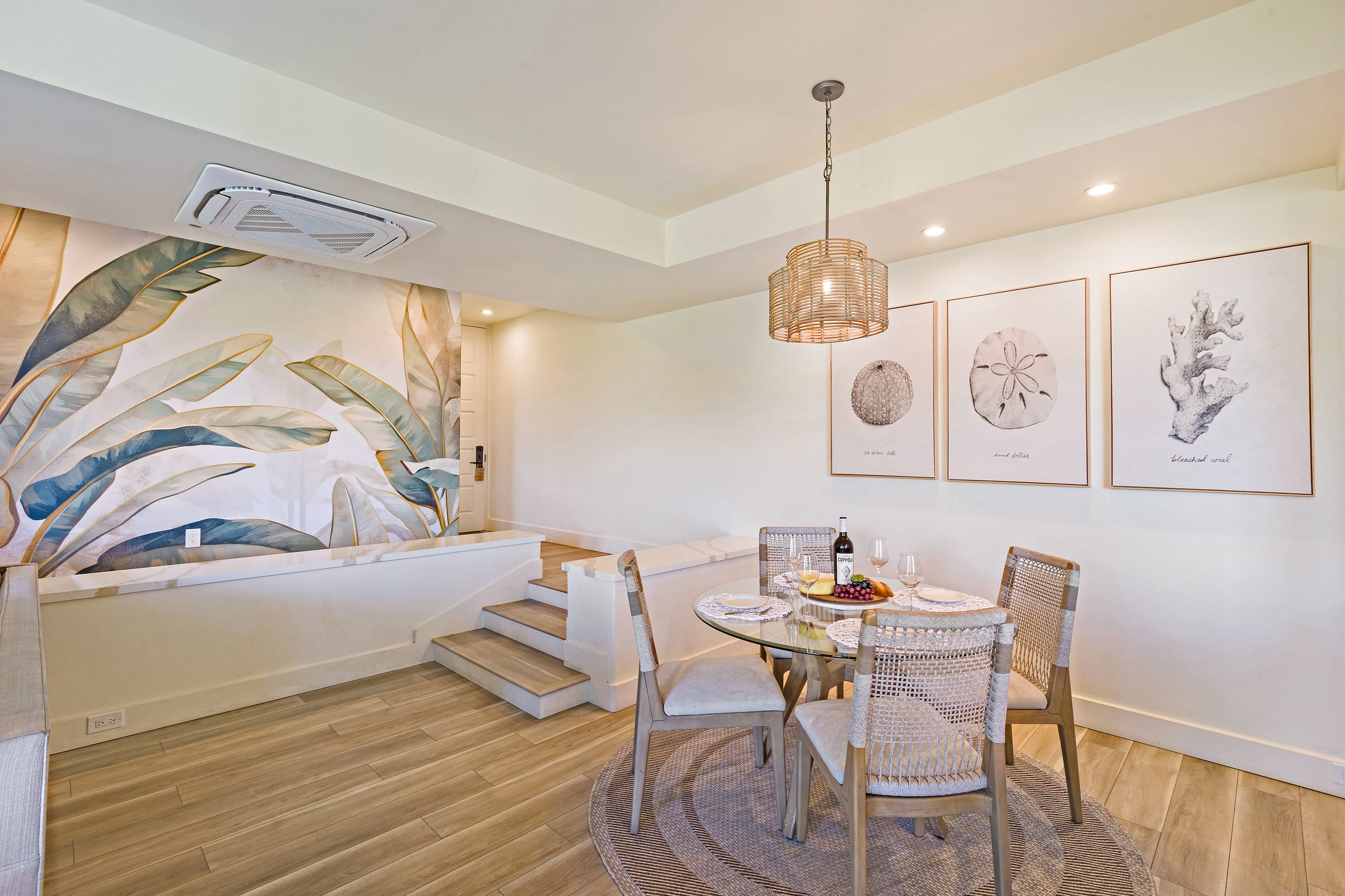Chic Coastal Living in the Heart of Wailea - Image 16