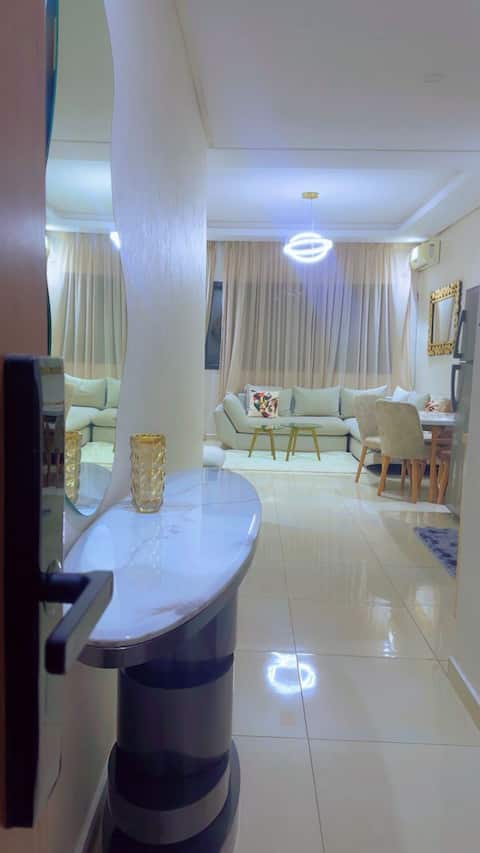 Top performing Airbnb: Cozy studio in Bouznika 3 min Beach | Pool + wifi in Charrate