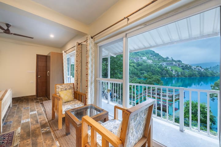 Deluxe Family Room | Balcony | Bhimtal Lake View - Bhimtal