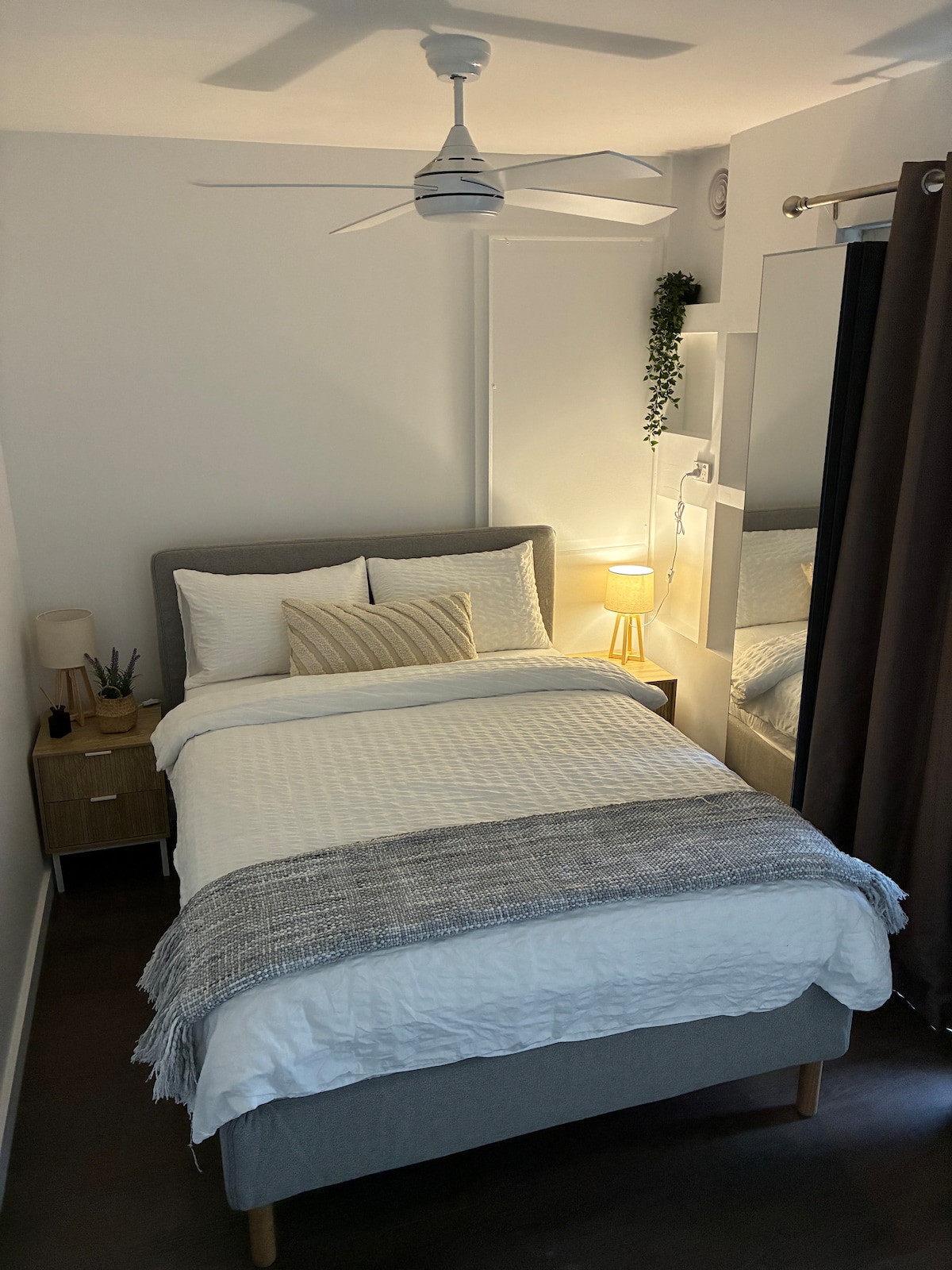 Small studio, 5 mins walk to town center - Tiny houses for Rent in ...