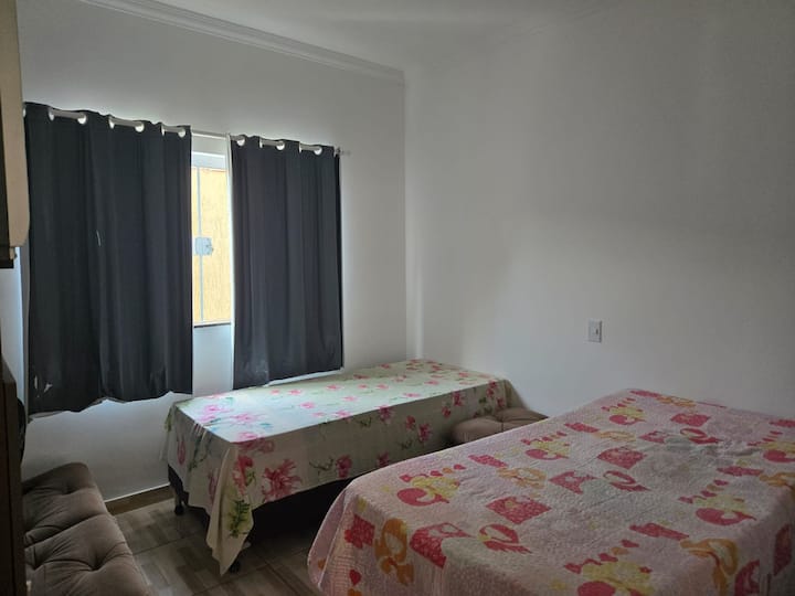 Dhomë gjumi 1