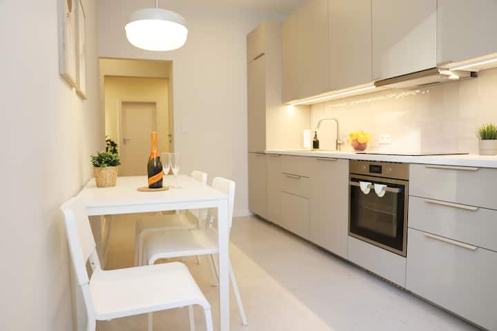 Nowy Kleparz 102 M2 With 3 Separate Bedrooms - Krakau