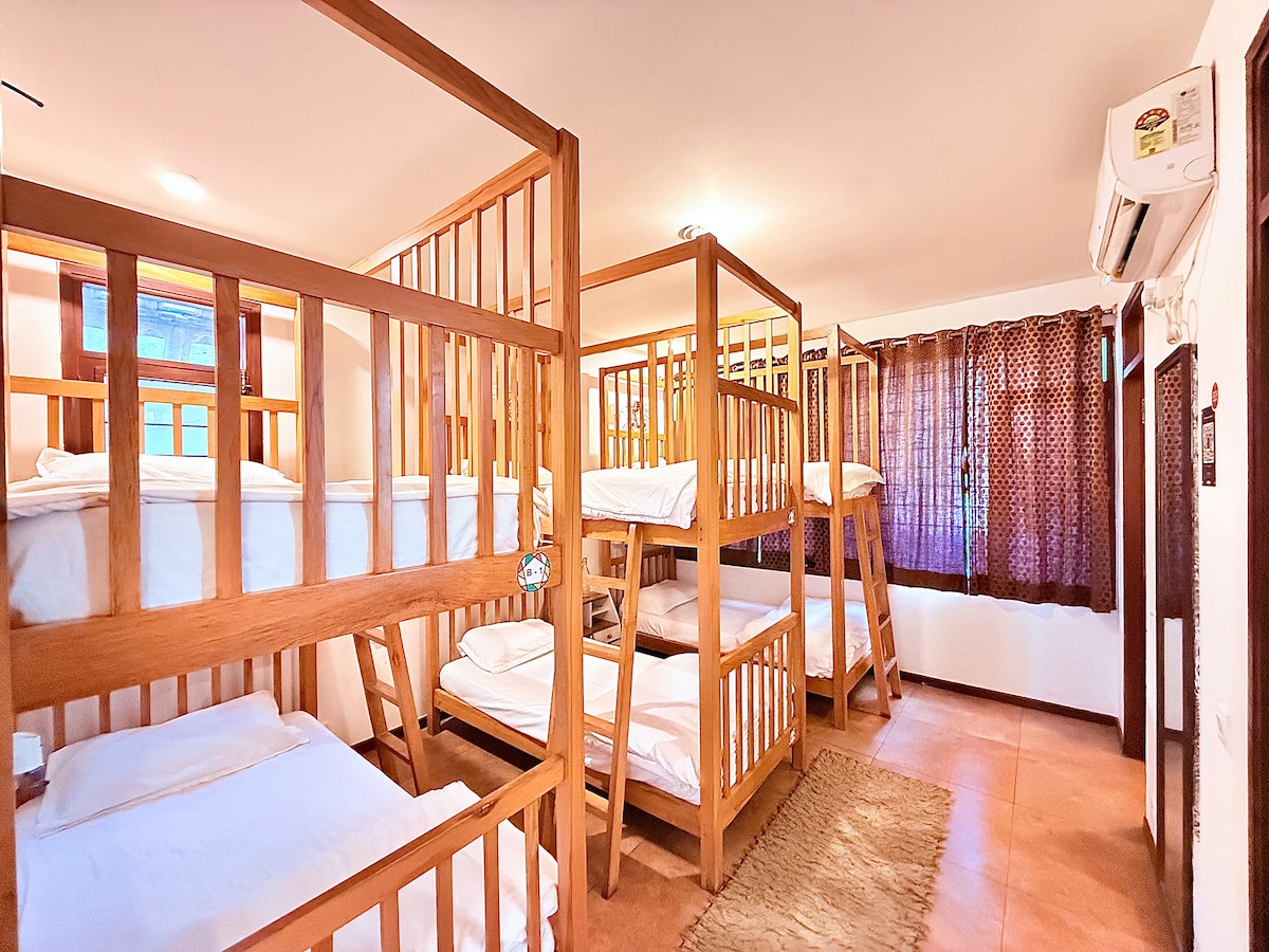 საძინებელი 4