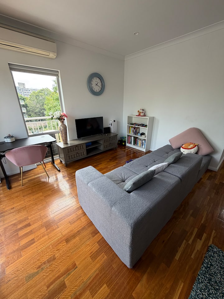 Family-friendly 3br Home In Chatswood Near Station - Crows Nest