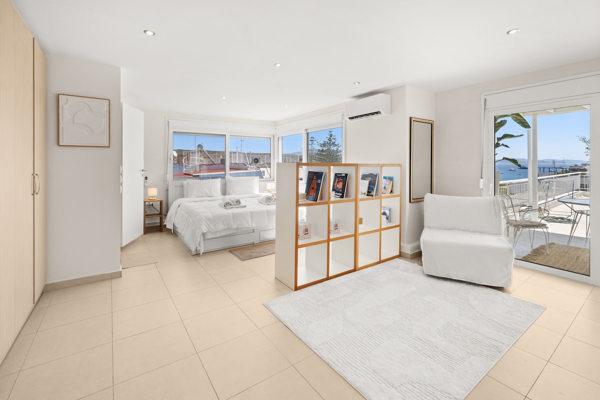 Aqua Vista Vari Private Terrace & BBQ — Apartament — închiriere de vacanță cu vedere la mare în Vari, Greece, Atena, Grecia — fotografia 5 a proprietății | Aqua Vista Rentals