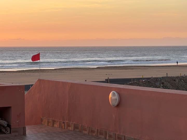 Villa Imi Beach House, Oceanfront, Beach 1min Walk - Taghazout