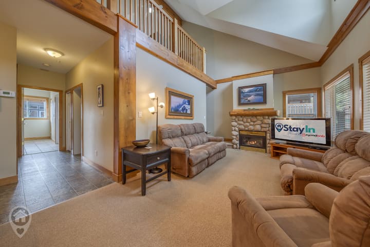 Kimberley Ridge 2br + Loft Condo W/ Hot Tub - Kimberley