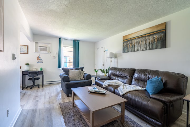 2br Near The Dome & Surf Park  Walk To Beach - Virginia Beach, VA
