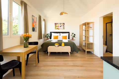 Cliff Suite · Balcony · Ocean View · AC · Parking