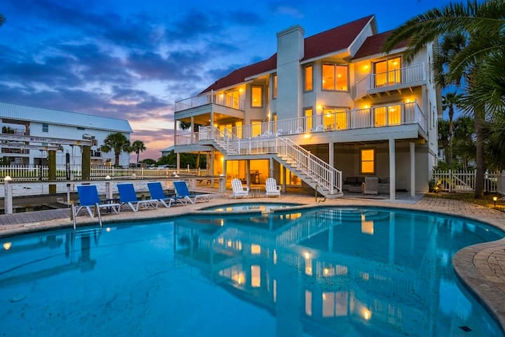 No Bad Days: Boat Dock | Private Pool | Game Room - Pensacola, FL