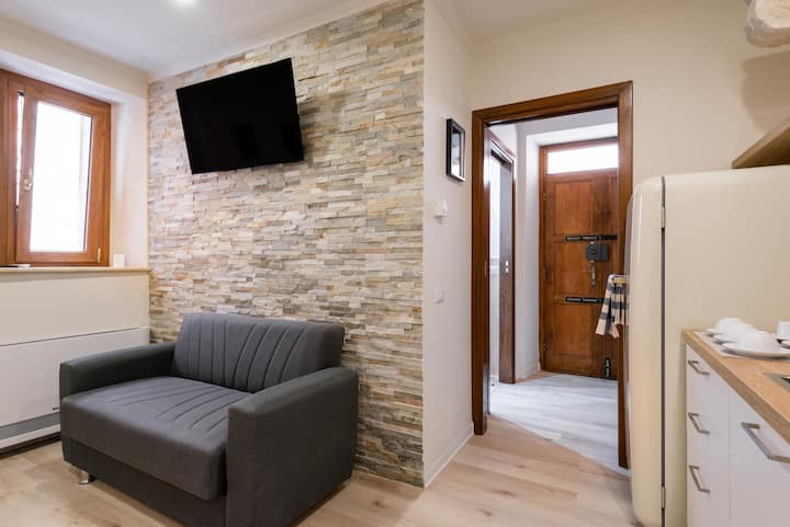 Gorgeous Remodeled Studio In Old Town, Fiuggi - Anagni