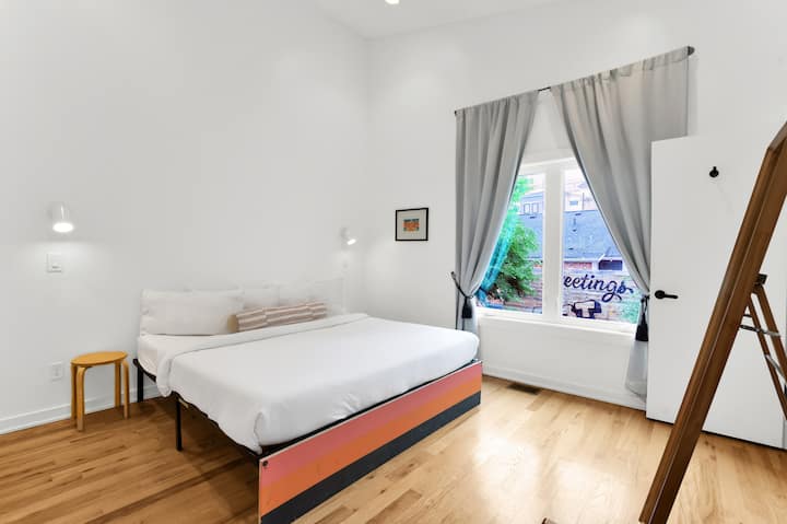 საძინებელი 1