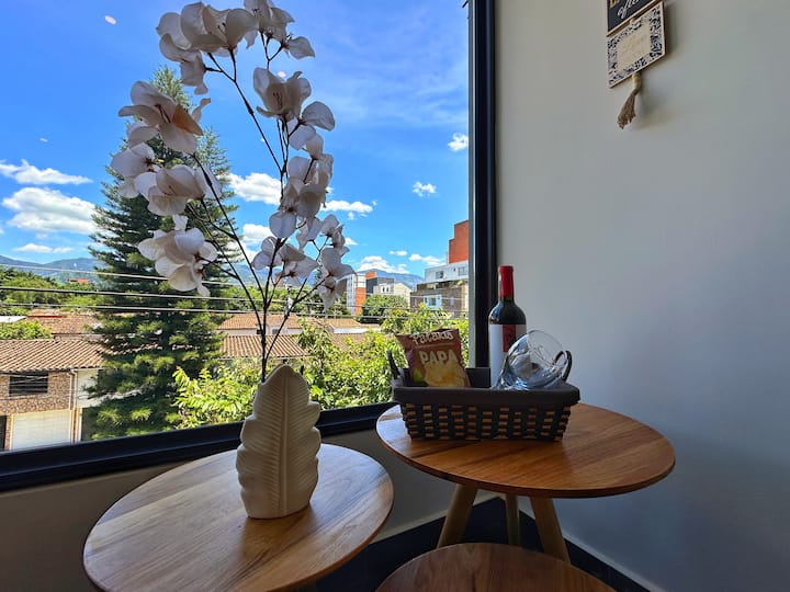Apto Moderno 3h+2b | 9 Personas Laureles - Medellín