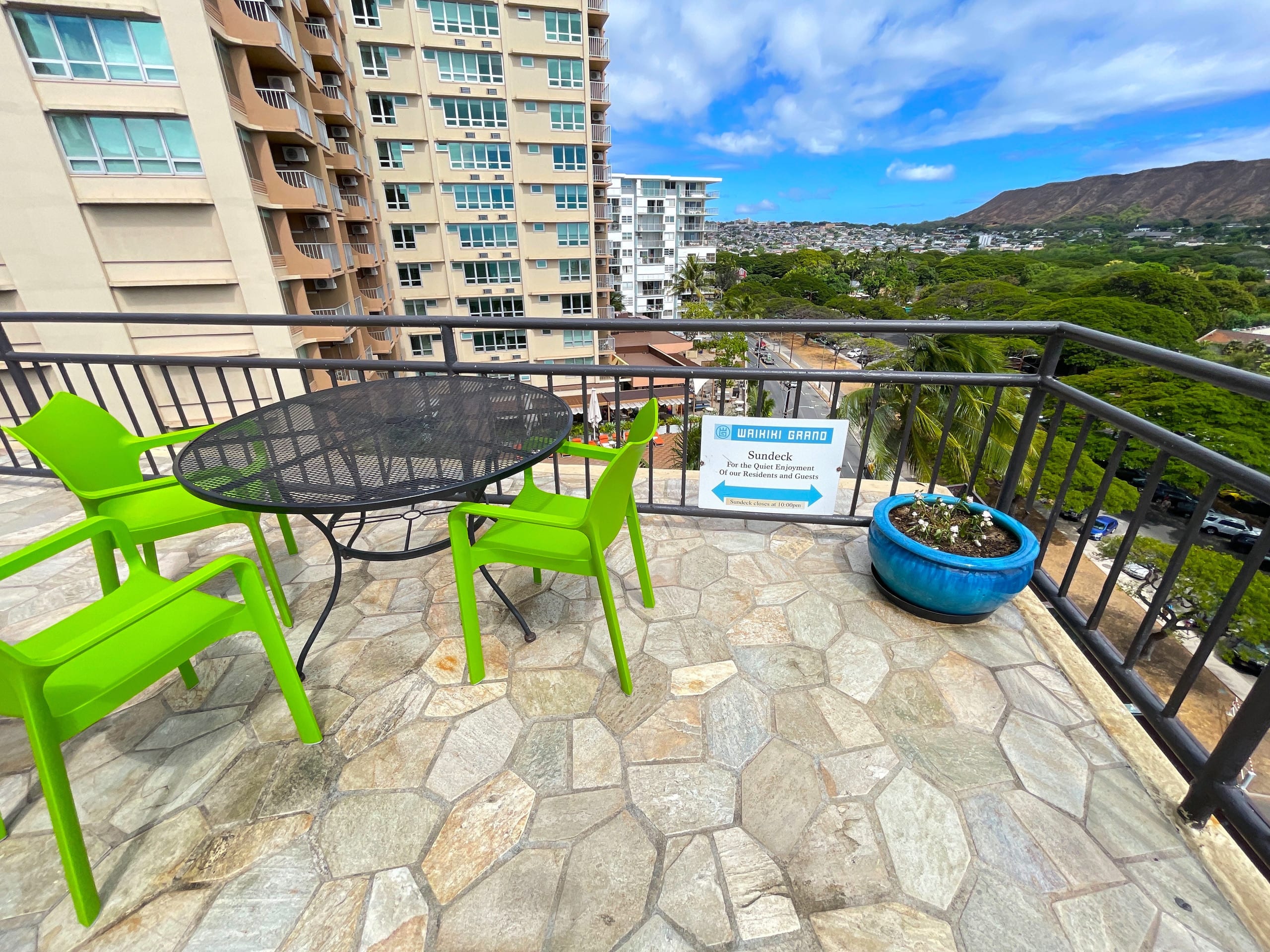 Hotel in Honolulu · ★5.0 · Studio · 1 bed · 1 private bath - Image 6
