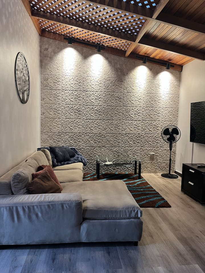 Cozy Town House - Costa Rica