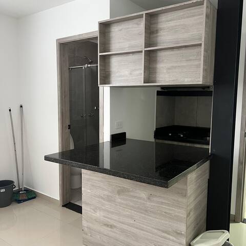 Popular Airbnb listing: Beautiful apartment 405 in front of CC Chipichape in La Flora