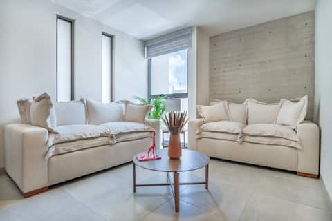 Top performing Airbnb: Casa Grana by Cosmos Homes in Zakia [Fraccionamiento]