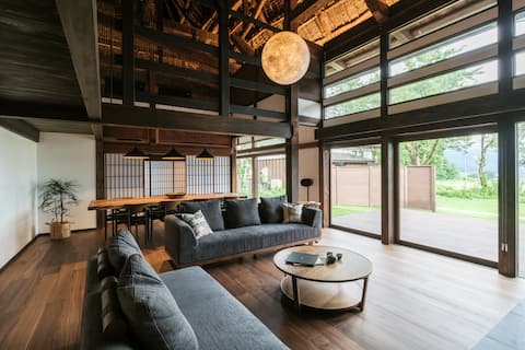 Historic Farmhouse - Togarinozawa Onsen