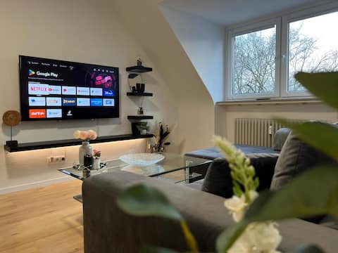 Top performing Airbnb: City Loft • WLAN • Zentral in Altendorf